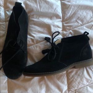 7.5 Hush Puppies Chukka Boots